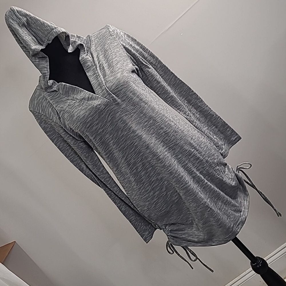 Beach Break sz M hoodie pullover with side drawstrings